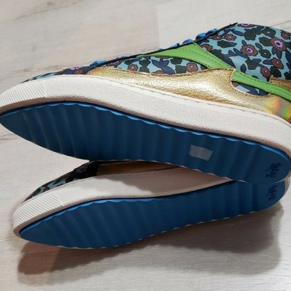 1 DAY SALE! COACH LEATHER HiTop Floral Shoes - Picture 3 of 8